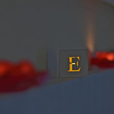 招待所 Eden